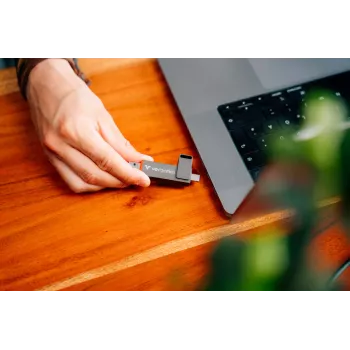 „Verbatim Dual QuickStick“ USB atmintukas 512 GB USB-A / USB-C 3.2 Gen 1 pilka