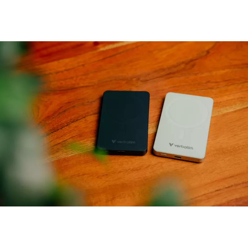 Verbatim Charge 'n' Go Essentials belaidis magnetinis maitinimo bankas 5000 mAh juodas