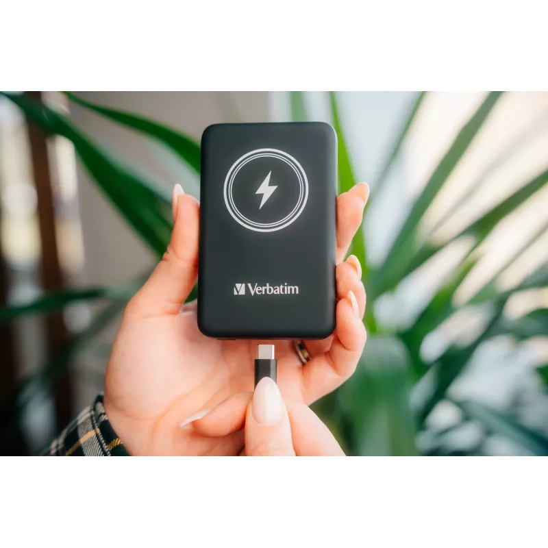 Nešiojamas power bank VERBATIM Charge AnA Go 5000mAh magnetinis belaidis, juodas