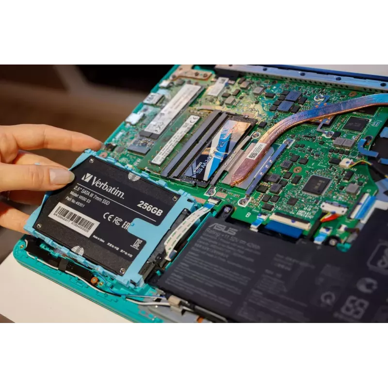 SSD diskas Verbatim 256GB 2,5 colio SATA Vi550 S3