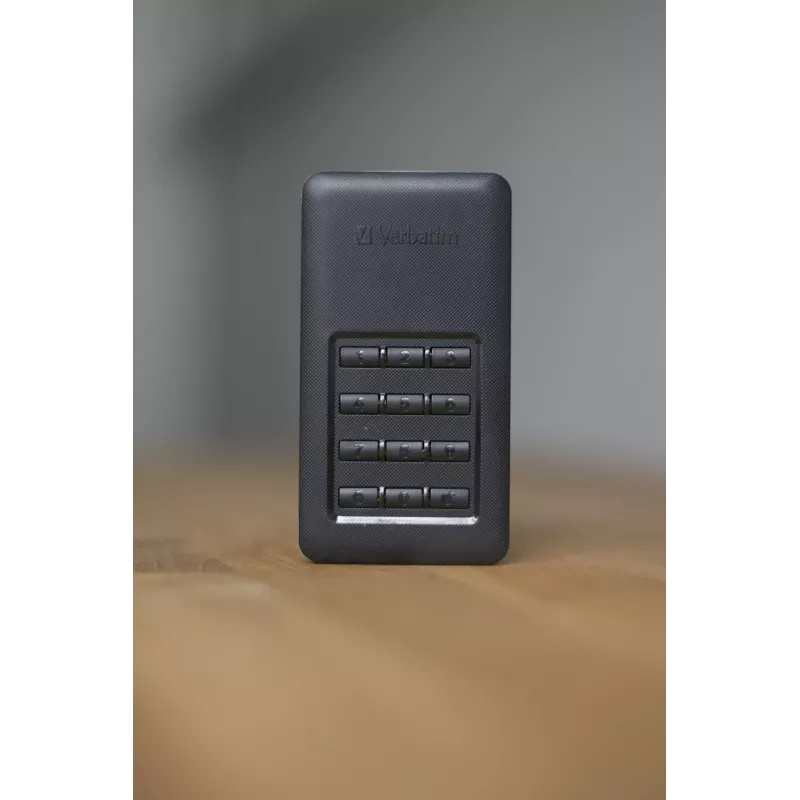 Verbatim Store 'n' Go nešiojamasis SSD su klaviatūra 256GB, juodas/sidabrinis