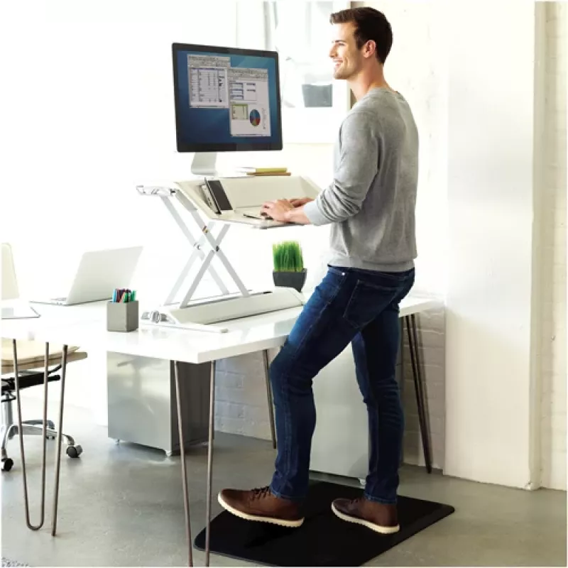 Fellowes Anti Fatigue stovimo darbo kilimėlis ActiveFusion – ergonomiškas kilimėlis sėdėjimui ir stovėjimui, tinka biurui ar namams – A8,9 x P95,5 x G61 cm – juodas