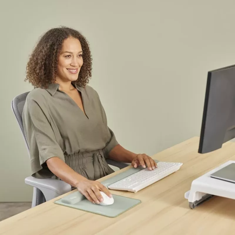 Fellowes Breyta riešo atrama su antibakterine apsauga, ergonominė, šalavijų spalva