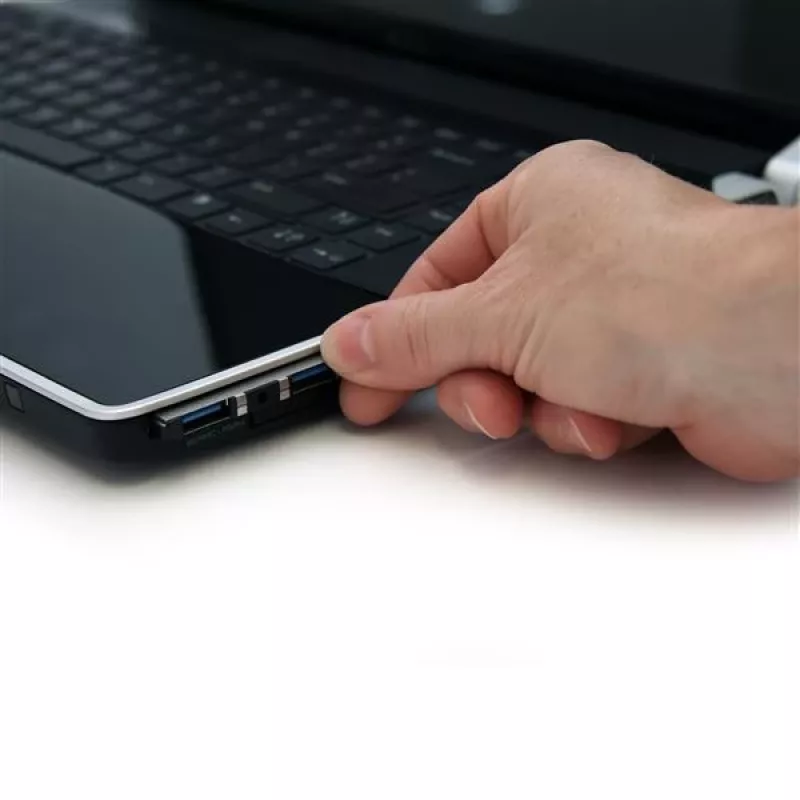 StarTech.com 2 prievadų ExpressCard 54mm USB 3.0 adapteris su UASP palaikymu, įleidžiamas montavimas