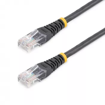 StarTech.com Cat5e kištukinis kabelis su lieformais RJ45 jungtimis - 15 m - Juoda