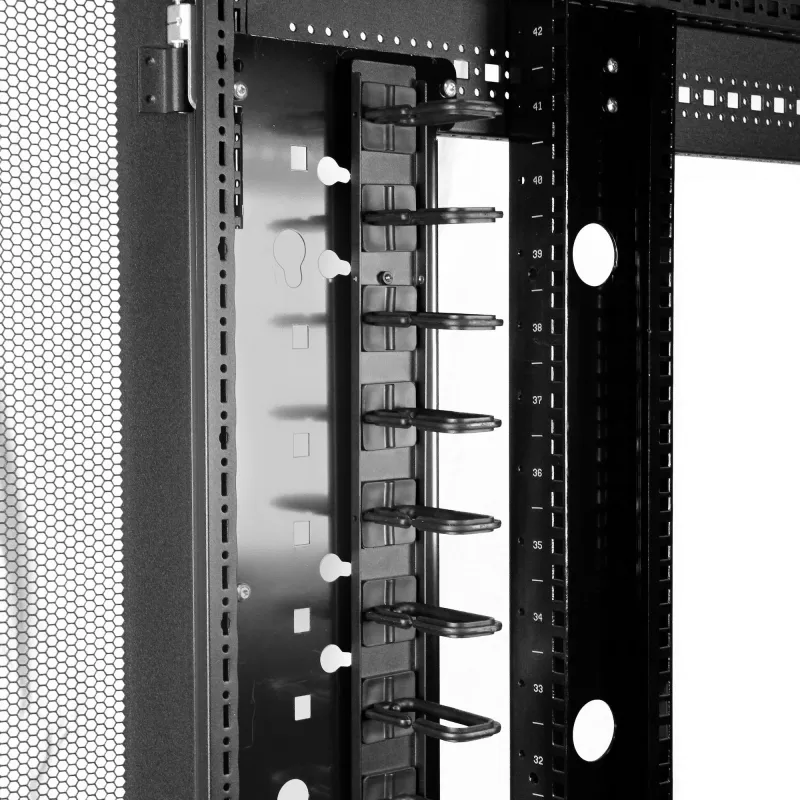 StarTech.com Vertikalus kabelių organizatorius su D-žiediniais kabliukais - 0U - 2,8 pėd.