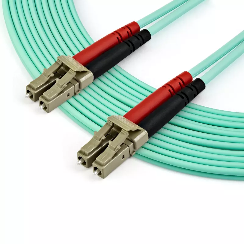 StarTech.com 7m (22ft) LC/UPC į LC/UPC OM4 daugiamodis šviesolaidinis kabelis, 50/125µm LOMMF/VCSEL Zipcord, 100G, maži įterpimo nuostoliai – LSZH šviesolaidinis trumpiklis
