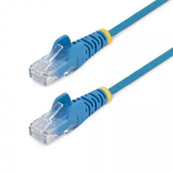 StarTech.com 2,5 m CAT6 kabelis - plonas - su užkabinimo apsauga RJ45 jungtimis - mėlynas