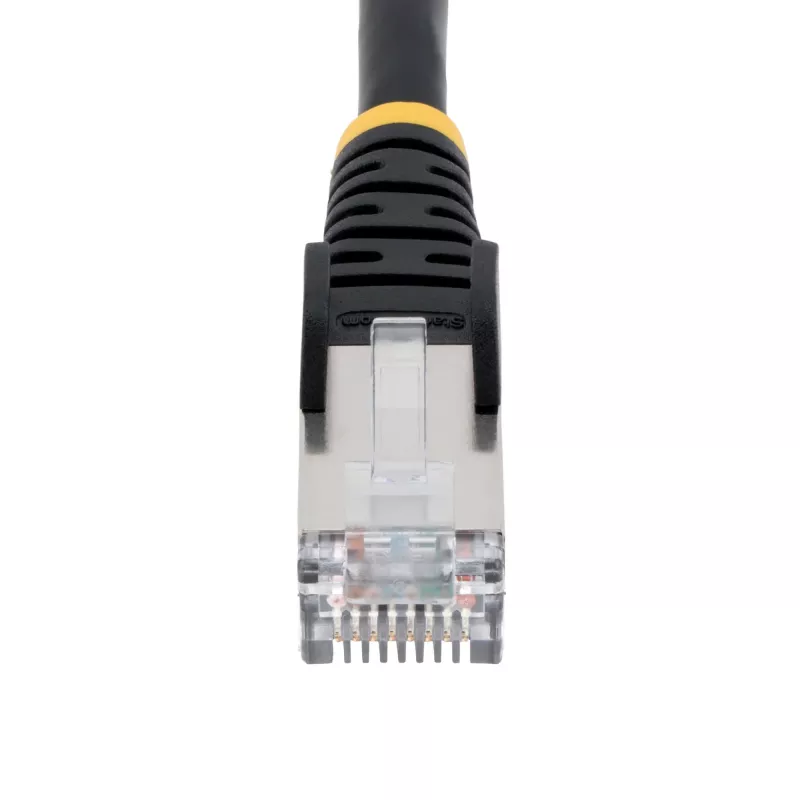 StarTech.com 7,5 m CAT6a eterneto kabelis - juodas - mažai dūmų, be halogenų (LSZH) - 10GbE 500MHz 100W PoE++ - užkabinami RJ-45 su įtempimo mažinimo elementais - S/FTP tinklo jungiamasis kabelis