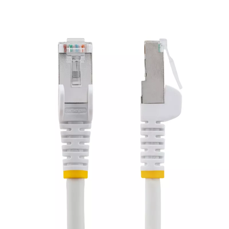 StarTech.com 10 m CAT6a eterneto kabelis - baltas - mažai dūmų, nulio halogeno (LSZH) - 10GbE 500MHz 100W PoE++ su užkabinimo apsauga ir įtempimo mažinimu RJ-45 S/FTP tinklo jungiamasis laidas