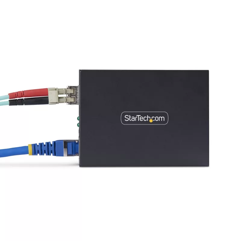 StarTech.com Gigabito eterneto varinių signalų keitiklis į šviesolaidį, SM LC, 20 km, 10/100/1000 Mbps, RJ45 į LC, pilnas metalas, 9K dideli rėmeliai, TAA atitikmuo