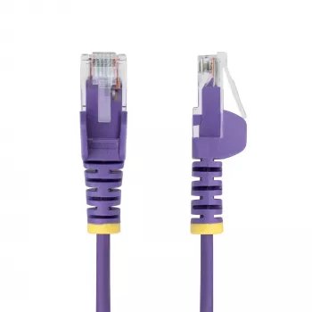 StarTech.com 50 cm violetinis plonas CAT6 Ethernet kabelis, be užkabinimų, 100W PoE, UTP, LSZH, 28AWG gryna varinė viela, plonas RJ45 tinklo jungiamasis laidas su įtempimo mažinimo detalėmis, individualiai išbandytas