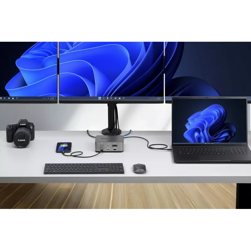StarTech.com Thunderbolt 5 dokų stotelė, DP / HDMI, trijų monitorių dokas iki 4K 144Hz arba dviejų 8K 60Hz, 5x USB prievadai, 140W nešiojamojo kompiuterio įkrovimas
