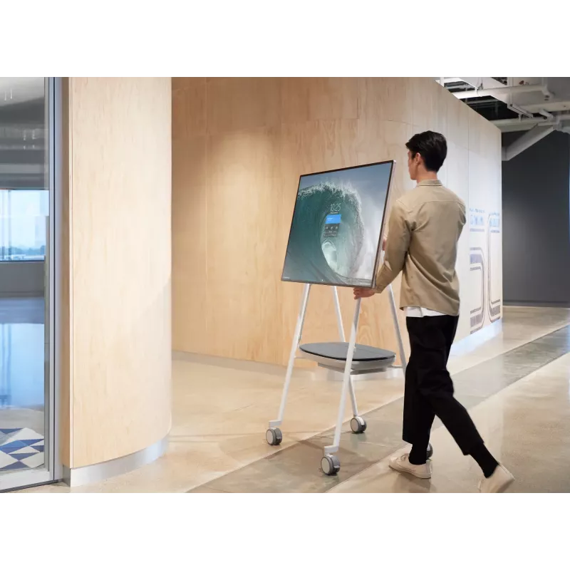 APC Smart-UPS Charge Mobile Battery CSH2 nešiojama baterija Microsoft Surface Hub 2S ir Surface Hub 3