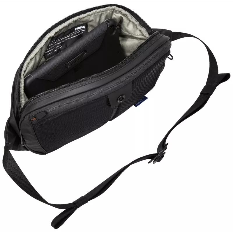 Thule Tact TACTWP05 Crossbody krepšys berniukams, juodas, poliesteris
