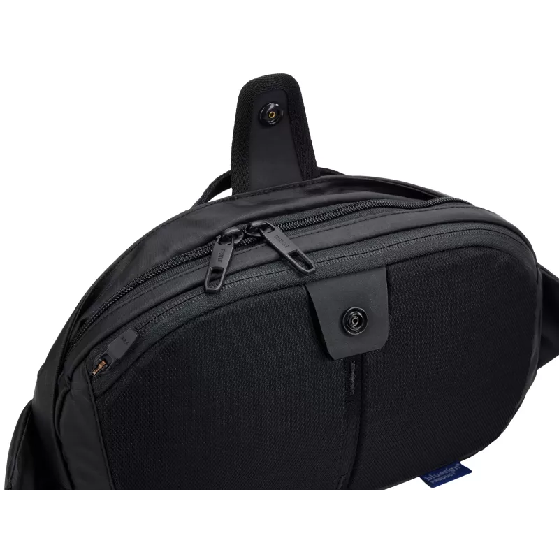 Thule Tact TACTWP05 Crossbody krepšys berniukams, juodas, poliesteris
