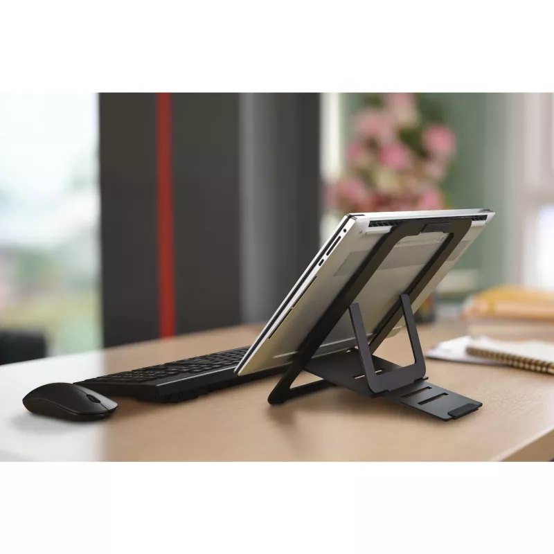 Kensington EQ reguliuojamas aliumininis stovas nešiojamam kompiuteriui, juodas, aliuminis, 25,4 cm (10 colių) – 43,2 cm (17 colių), 3 kg