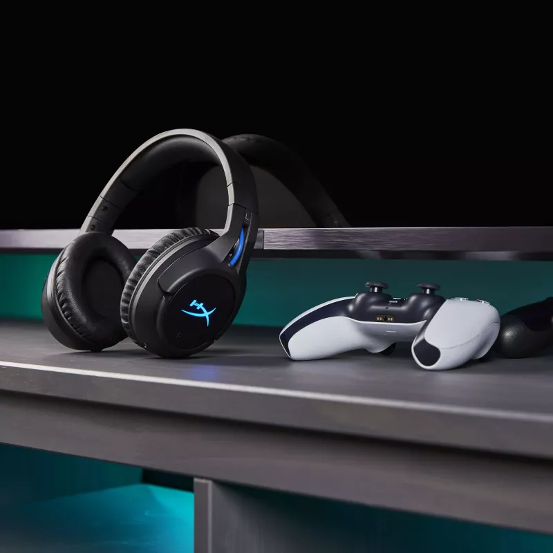 HyperX Cloud Flight – belaidės žaidimų ausinės (juoda-mėlyna) PS5/PS4