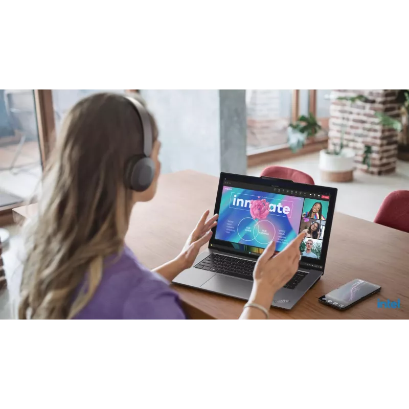Nešiojamas kompiuteris Lenovo ThinkPad X9-15p Gen 1 Aura Edition Copilot+ 358H 15.3 colio lietimui jautrus 2.8K 64 GB RAM 1 TB SSD Wi‑Fi 7 Windows 11 Pro