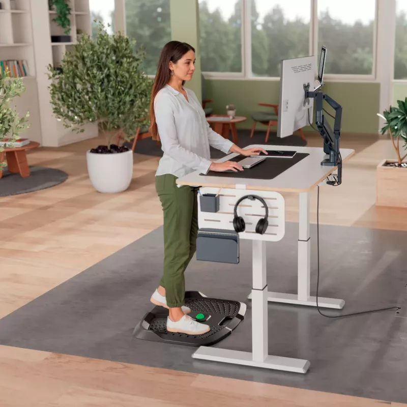 Leitz Ergo Active ergonominis stovėjimo kilimėlis nuovargiui mažinti, stačiakampis, juodas, poliuretanas, 605 x 681 mm