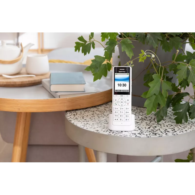 DECT belaidis ragelis FRITZ X6 baltas International – garsiakalbis, atsakiklis, 100 įrašų telefonų knyga