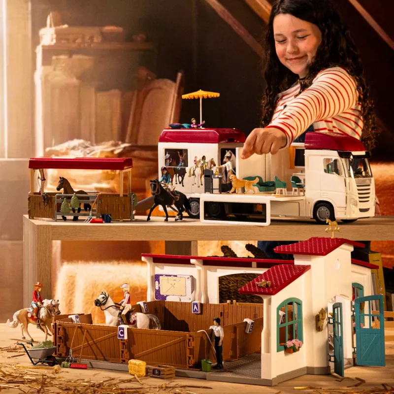 Schleich Riding Arena Peppertree žaidimų komplektas
