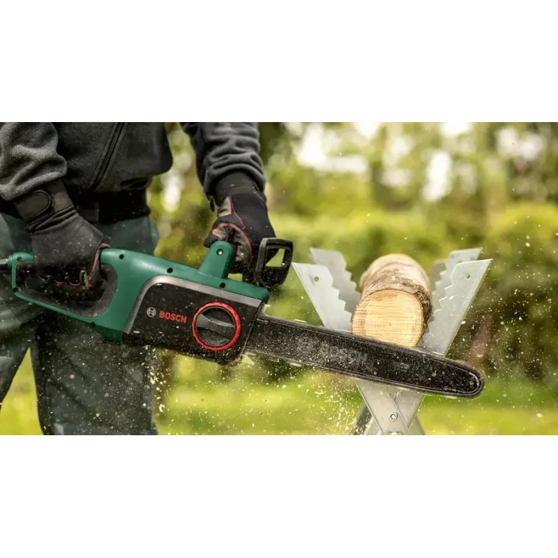 Bosch 0 600 8B8 304 elektrinis pjūklas 1800 W Žalias