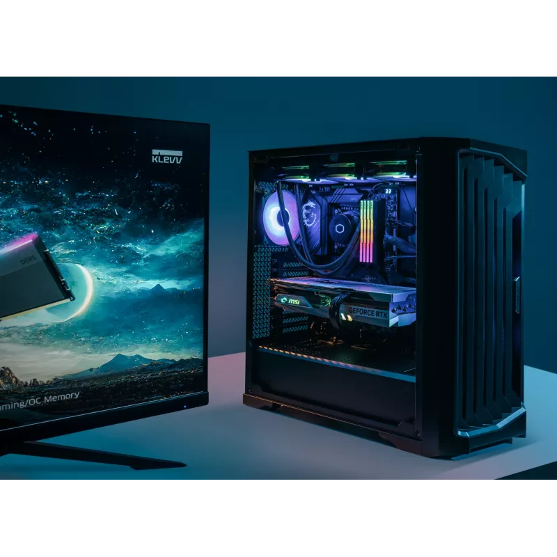 Klevv CRAS V RGB 64GB (2x32GB) 6000MHz CL30 DDR5 atminties rinkinys 30-36-36-76