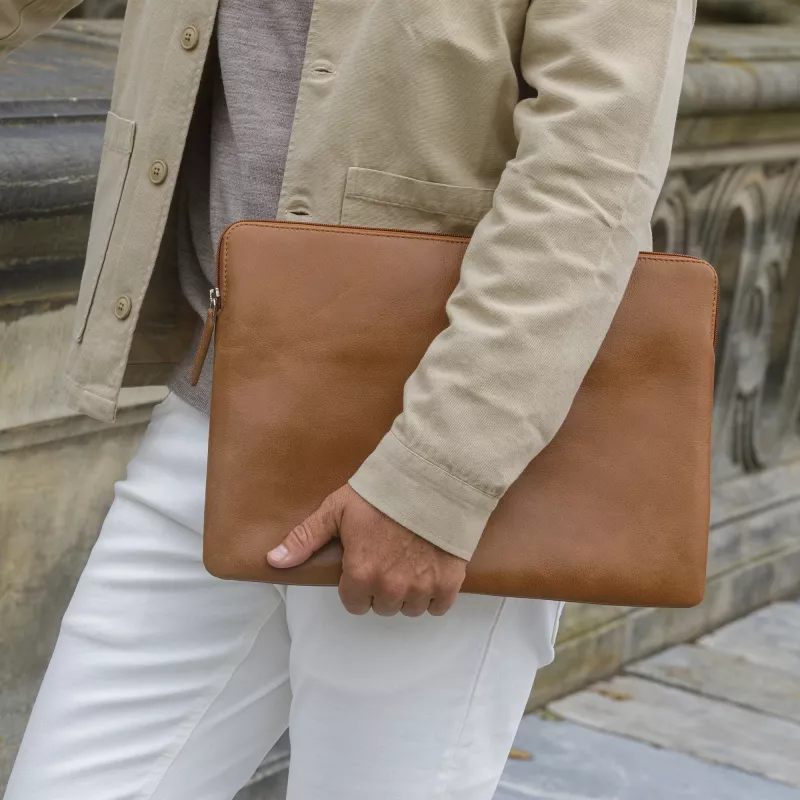 Dėklas dbramante1928 Skagen Pro MB Pro(20)/Air(20) 13 colių Įdeginta oda 2-os kartos