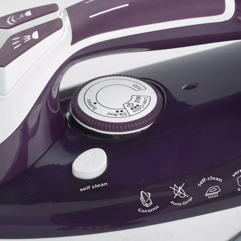 Ariete lygintuvas 2200W, sausas ir garinis, keraminis padas, 2 m, 140 g/min, baltas, violetinis, 28 g/min