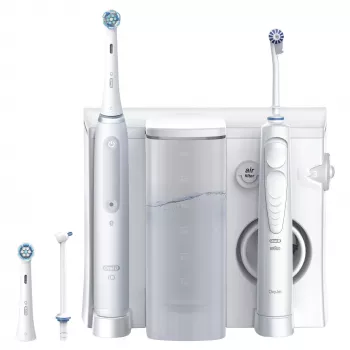Oral-B iO4 & OxyJet burnos priežiūros centras, baltas