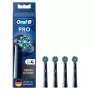 Oral-B CrossAction 4 vnt Juodi