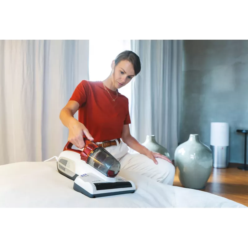 Nešiojamas dulkių siurblys Hoover Ultra Vortex MBC500UV 011 raudonas be maišelio
