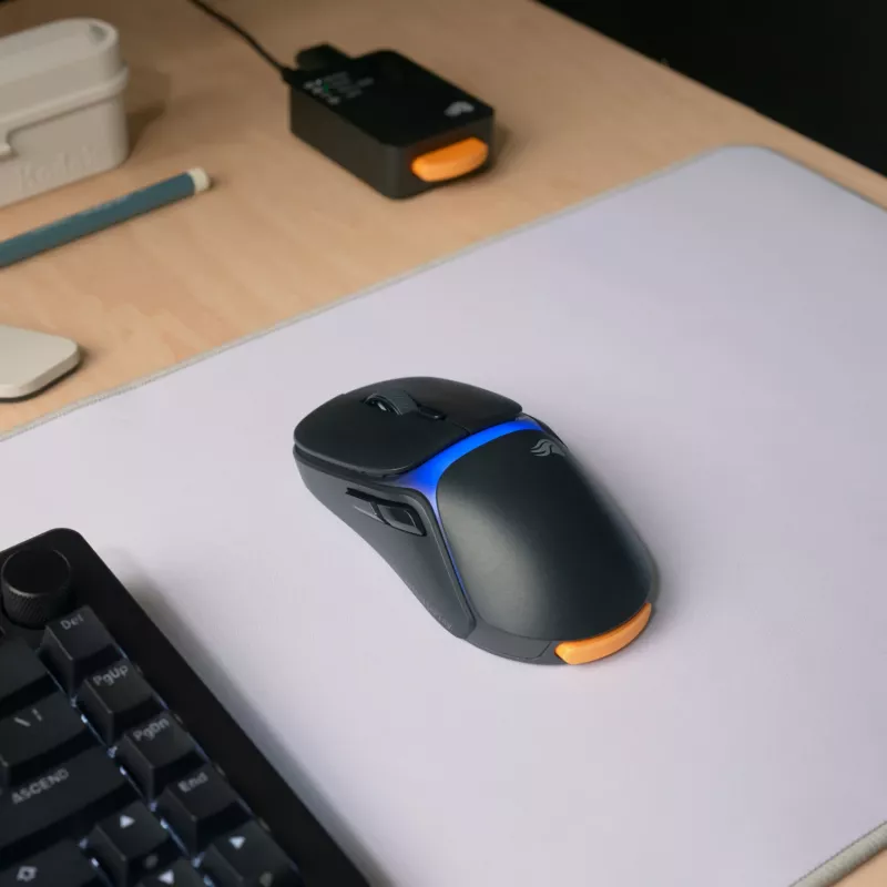 Glorious Gaming Model O3 Wireless pelė žaidimams - InfinitePlay keičiamų baterijų sistema, 8k atnaujinimo dažnis, 130 mln. paspaudimų optiniai jungikliai, itin lengva 66g, 30K DPI optinis jutiklis, RGB - Juoda