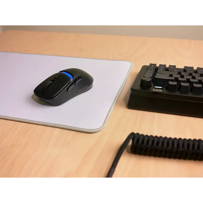Glorious Gaming Model D3 Wireless žaidimų pelė - InfinitePlay keičiamų baterijų sistema, 8k atnaujinimo dažnis, 130 mln. paspaudimų optiniai jungikliai, itin lengva 69 g, 30K DPI optinis jutiklis, RGB - Juoda
