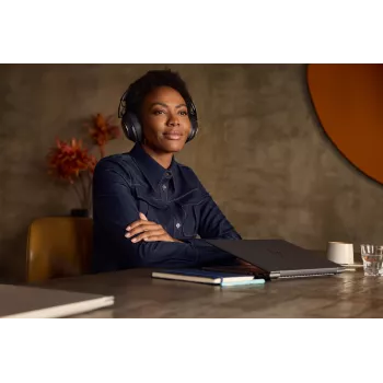 HP Poly Voyager Surround 80 UC belaidės ausinės su USB-C/A adapteriu, sertifikuotos Microsoft Teams