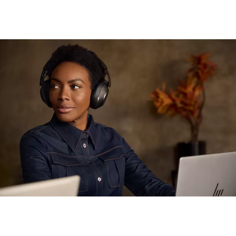 HP Poly Voyager Surround 80 UC belaidės ausinės su USB-C/A adapteriu, sertifikuotos Microsoft Teams