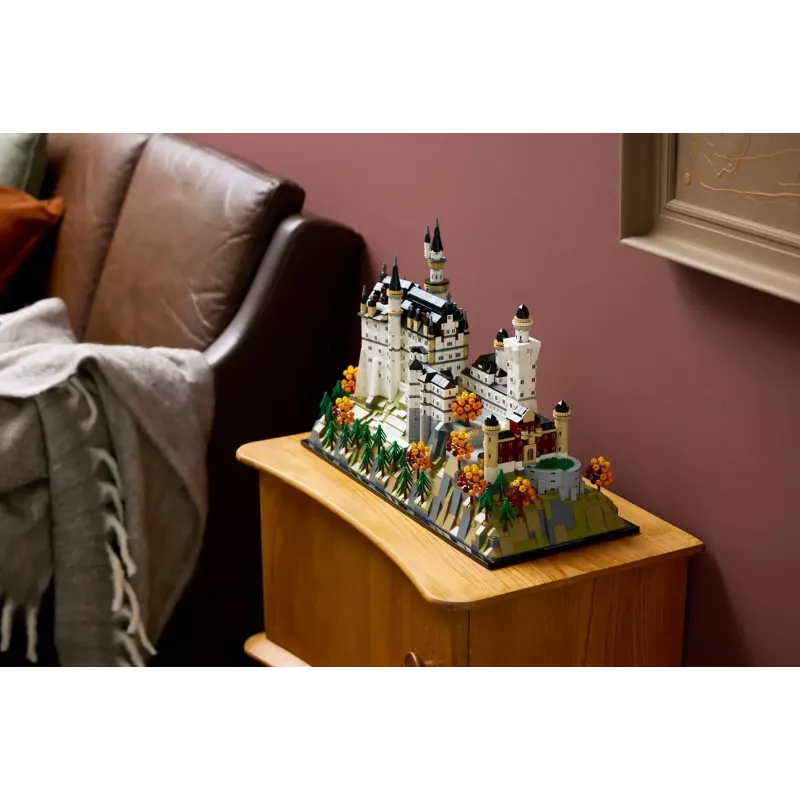 LEGO ARCHITECTURE 21063 Neuschwanstein pilis