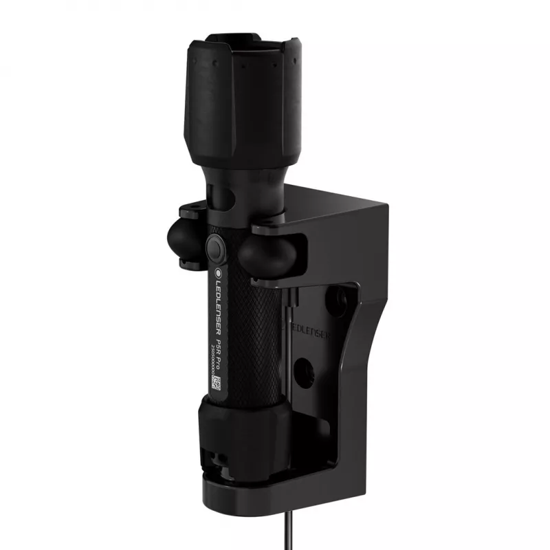 LED Lenser P5R Pro rankinis įkraunamas LED žibintuvėlis, juodas, modelis 503101