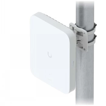 Ubiquiti UniFi 5G Max Outdoor 5G iki 3,6 Gbit/s, 4G iki 1,6 Gbit/s, 1x 2,5G LAN, IPX6 apsauga nuo oro