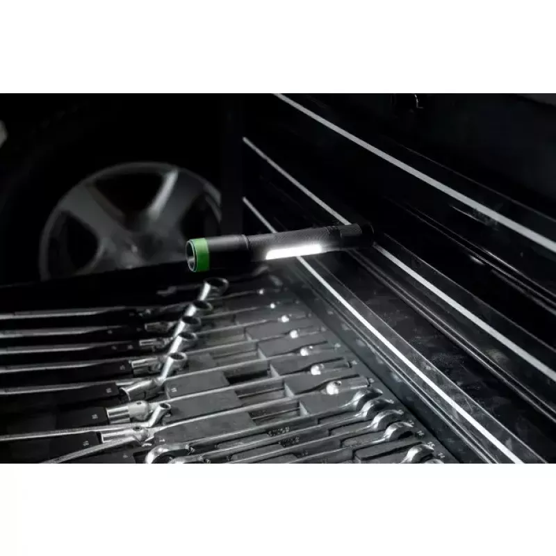 Rankinis žibintuvėlis GP Lighting C33 juodas/žalias
