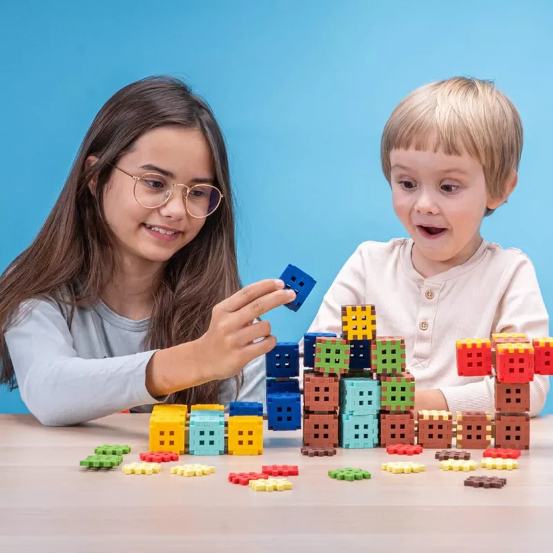 Konstruktorius Marioinex Mini Waffle 302 dalys – sukraunami tarpusavyje sujungiami blokeliai