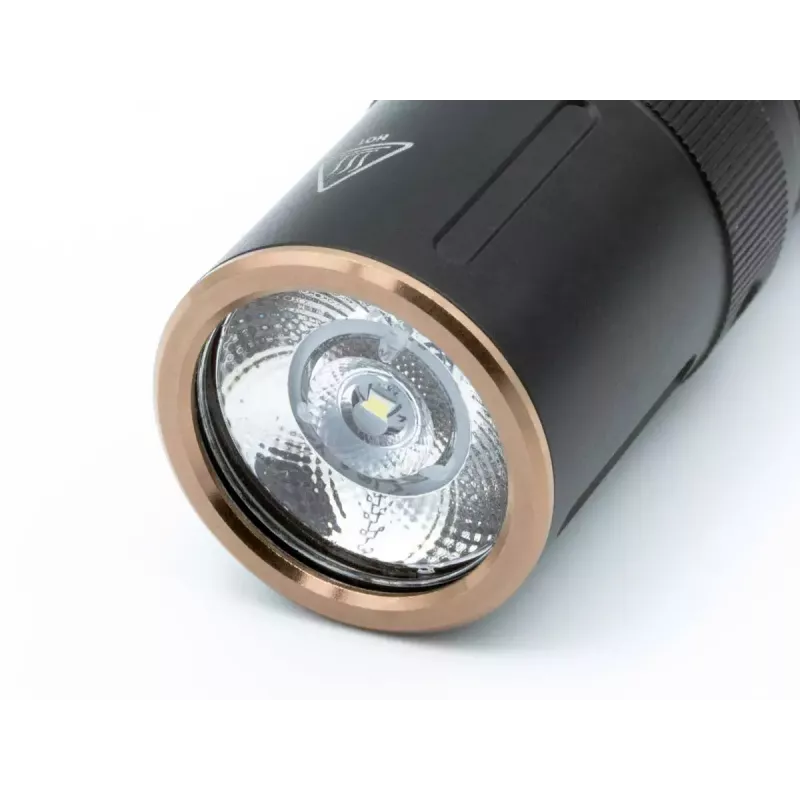 Rankinis žibintuvėlis Fenix E12 V2.0 juodas LED aliuminis IP68 50000h