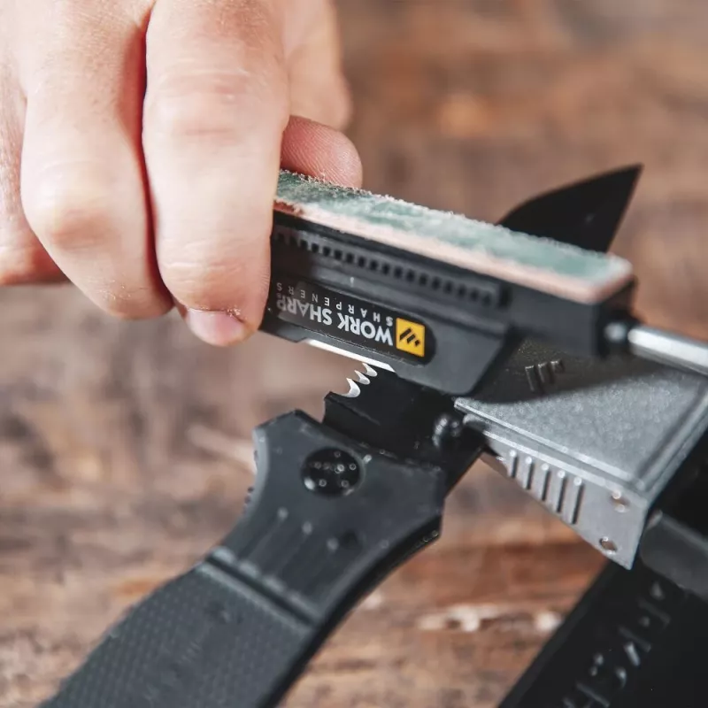 Rankinis peilių galąstuvas Work Sharp Precision Adjust Elite 09DX066 – reguliuojamas kampas, deimantiniai akmenys, odinis apdaila, nailoninis korpusas