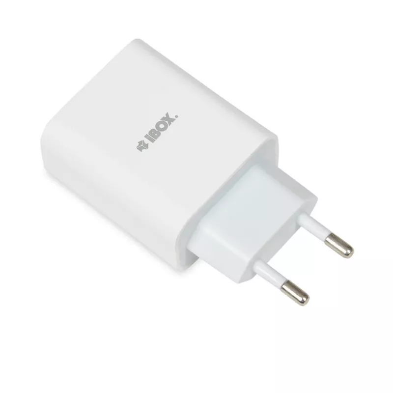 Vidinis įkroviklis iBOX C-36 Universal White USB greitasis įkrovimas