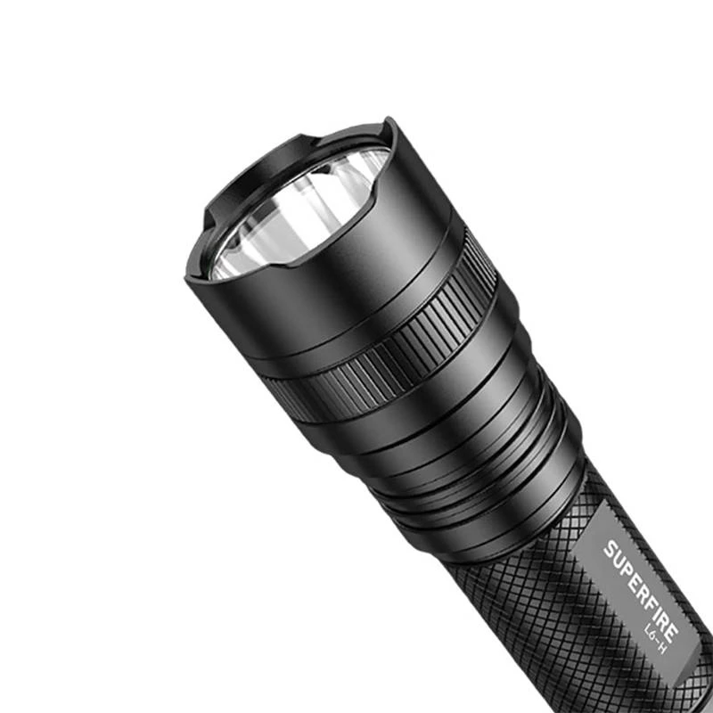 Žibintuvėlis Superfire L6-H – nešiojamas LED prožektorius 900 lm, 15W
