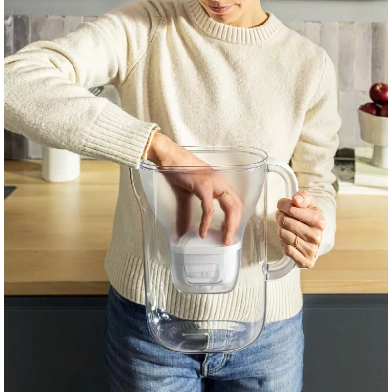BRITA Style Essential XL vandens filtro ąsotis su MAXTRA PRO Pure Performance kasetėmis (3) – baltas