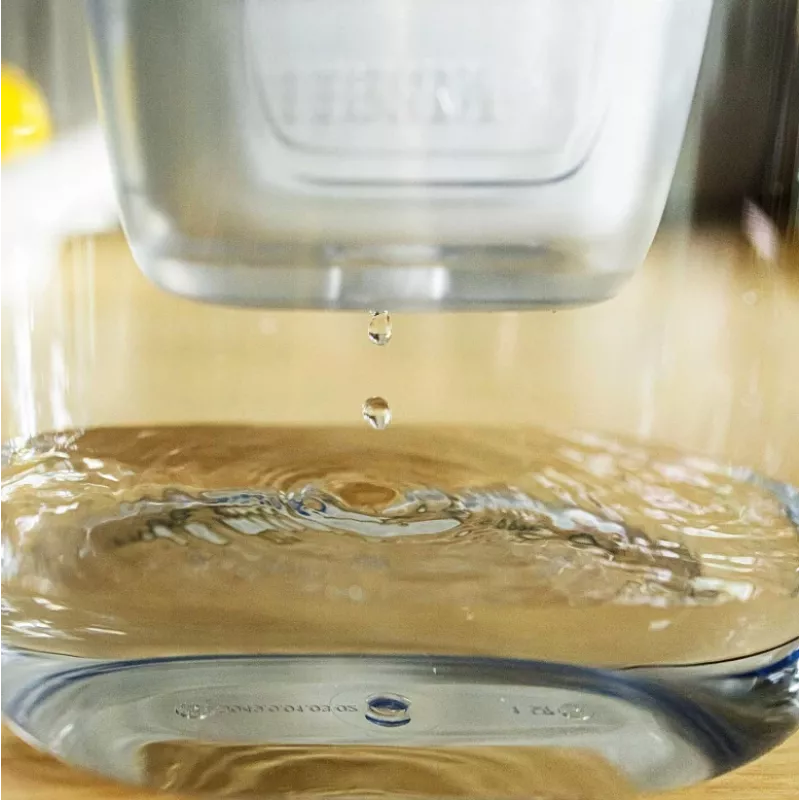 BRITA Style Essential XL vandens filtro ąsotis su MAXTRA PRO Pure Performance kasetėmis (3) – baltas