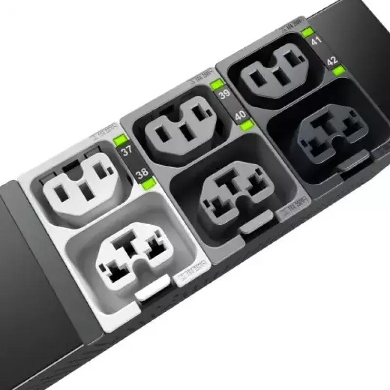 PDU APC NetShelter Rack Advanced 48 kintamosios srovės lizdų 0U juoda
