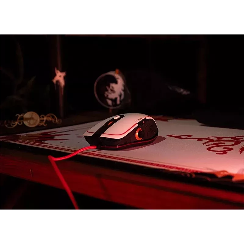 Lexip Assassin’s Creed Shadows „Initiate“ Box kompiuterio žaidimo pelė ir kilimėlis